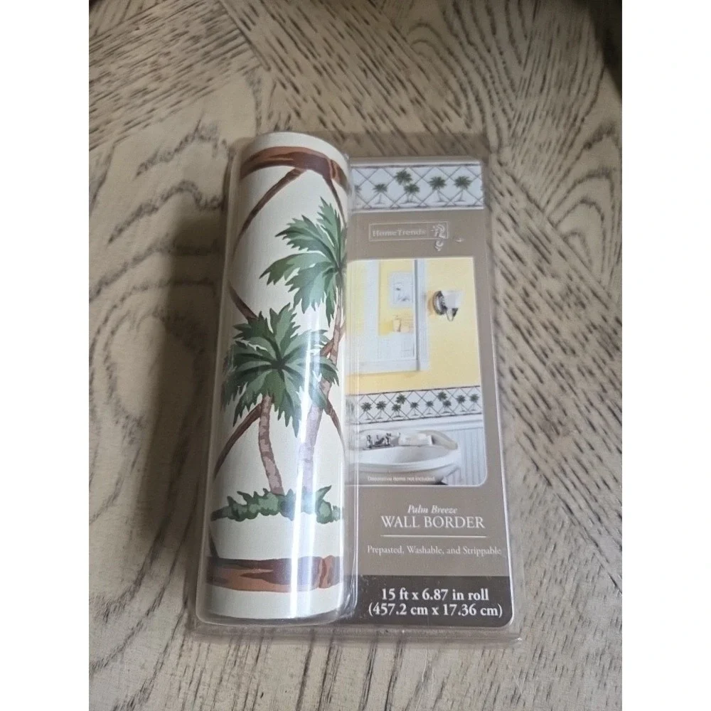 NEW Home Trends Palm Breeze Wall Border Pre Pasted 15 ft Tree Beach